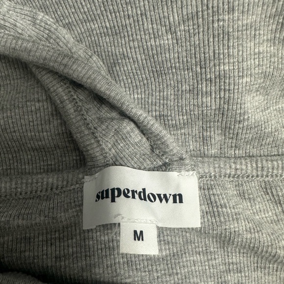 Superdown Heather Gray Ribbed Top - Picture 3 of 5